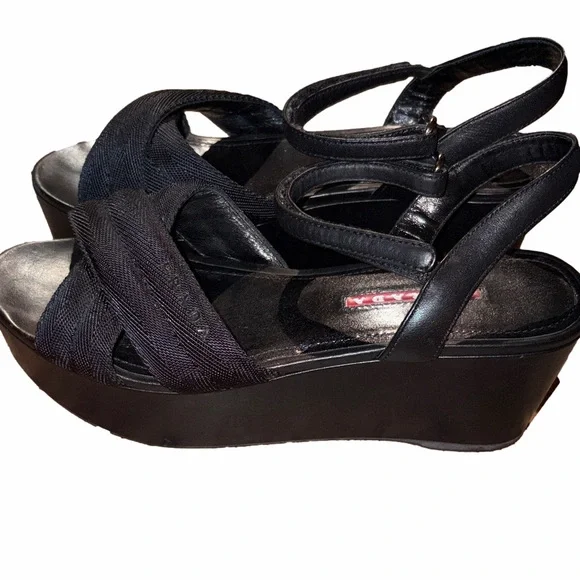 Prada Vintage Criss Cross Nylon Platform Sandal w/Leather Straps | Sz 37.5/7W - Picture 4 of 7